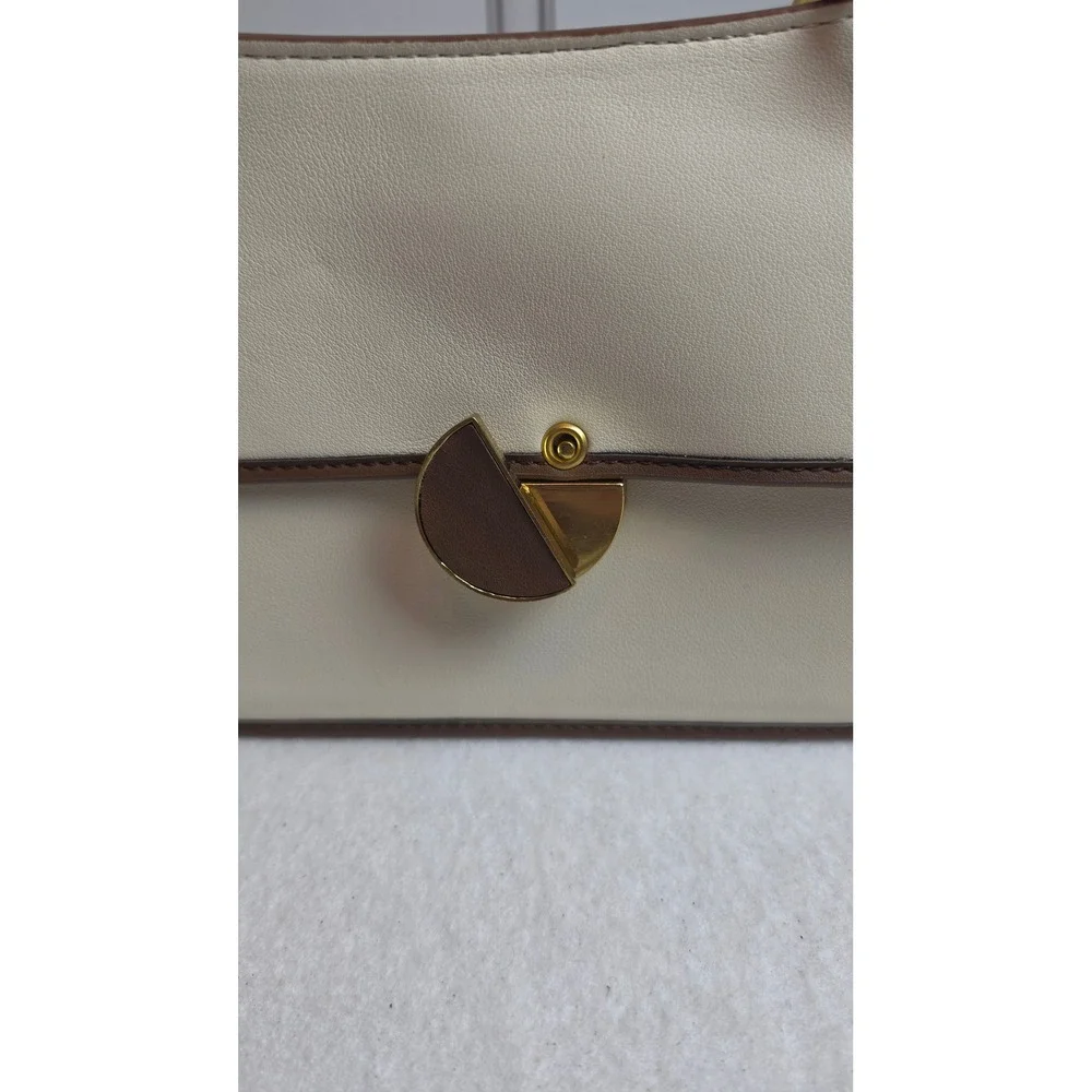 Scarleton Los Angeles Cream Vegan Leather Shoulder Bag Gold Swivel Clasp NWT